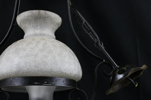 Vintage Deckenlampe aus Gusseisen mit Holz